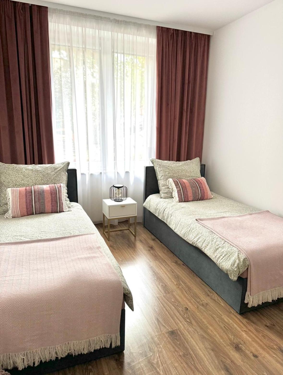 Dawna Mleczarnia Apartamenty Sosnowy 노바 루다 외부 사진