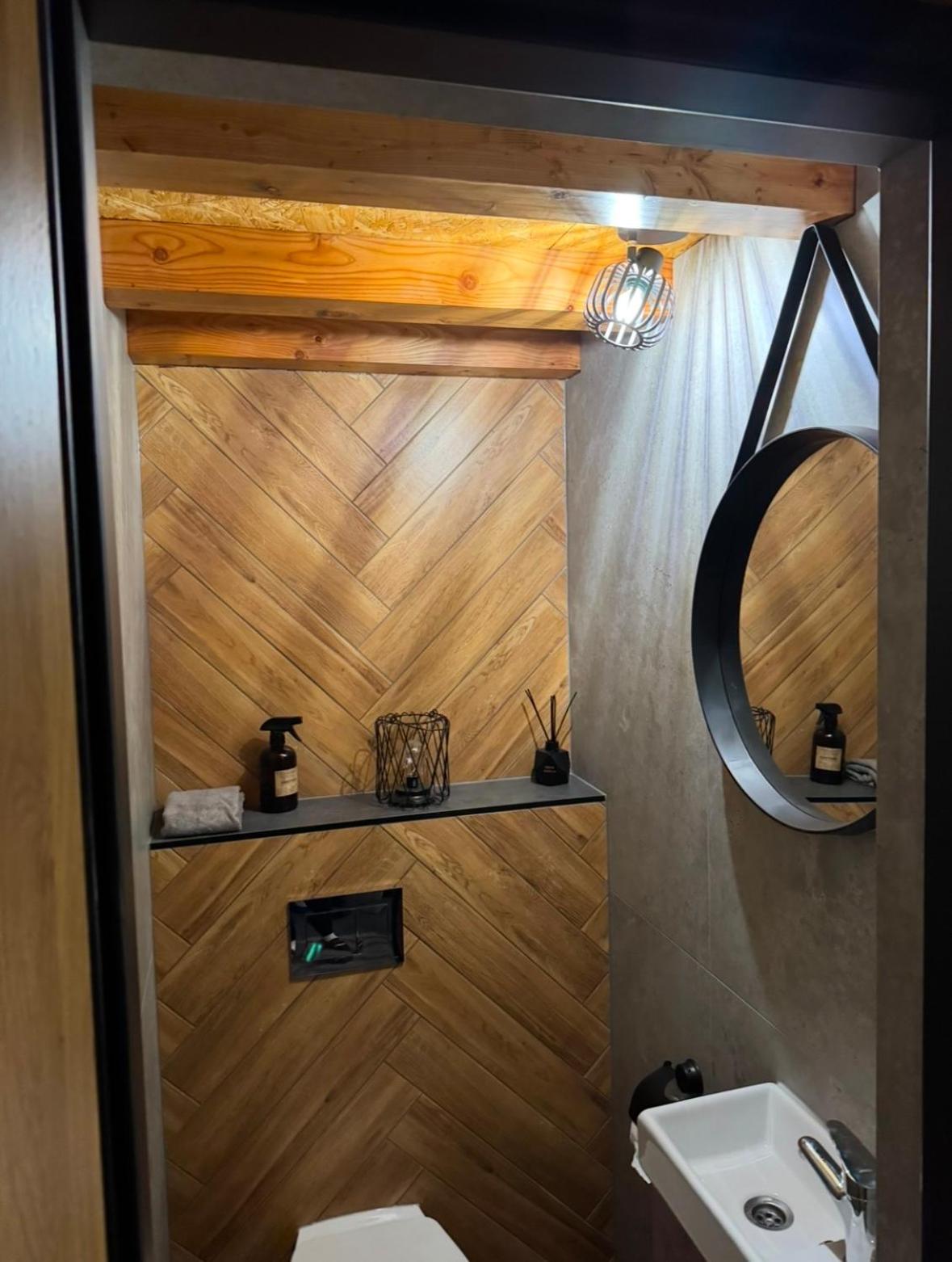 Dawna Mleczarnia Apartamenty Sosnowy 노바 루다 외부 사진