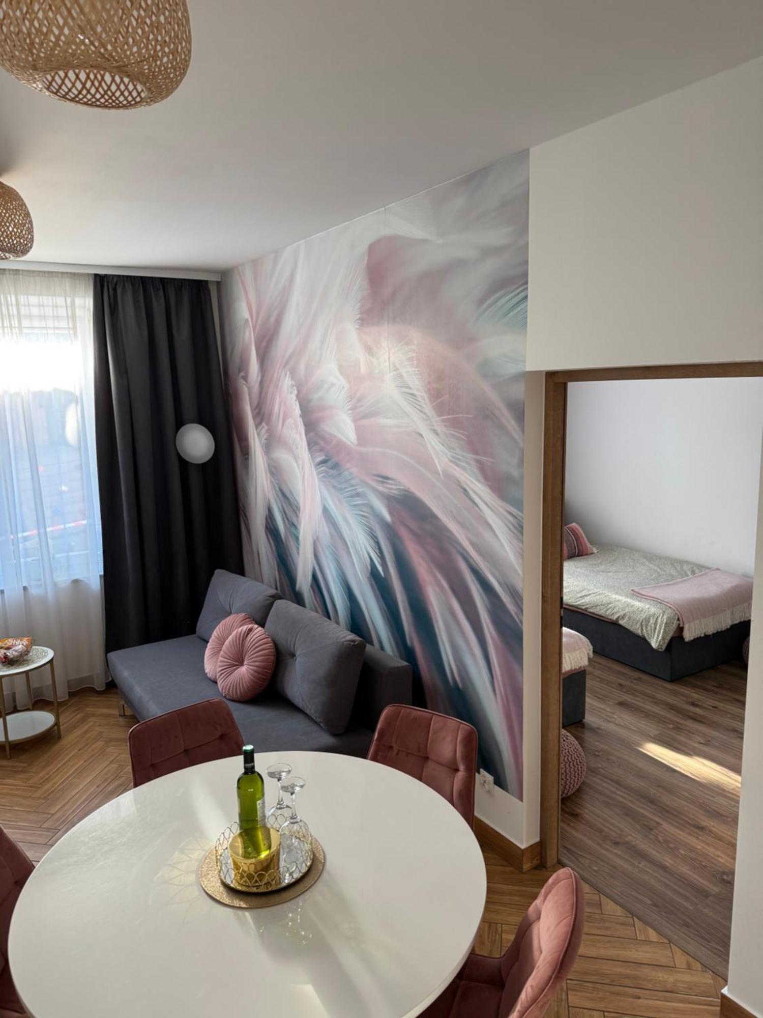 Dawna Mleczarnia Apartamenty Sosnowy 노바 루다 외부 사진